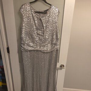 Blu Sage Silver Sequin Holiday/Evening Dress (Plus Size 22W)